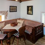 Burg Biedenegg- Heidenreich By Interhome פליס